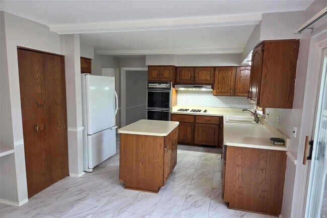 Foto del edificio - 515 Hobnail Cir