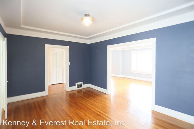 Building Photo - 2 br, 1 bath House - 1548 Chestnut