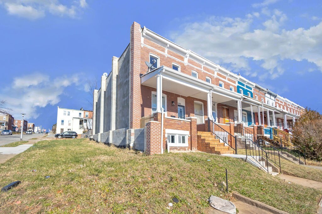 Primary Photo - 1802 E 28th St