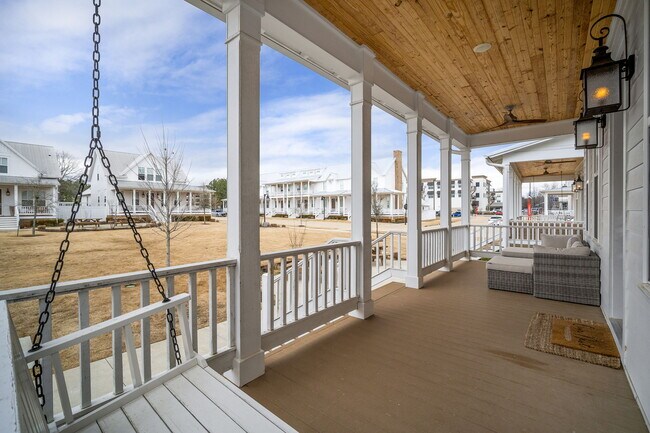 Front Porch - 2019 Loretta Parker Lane