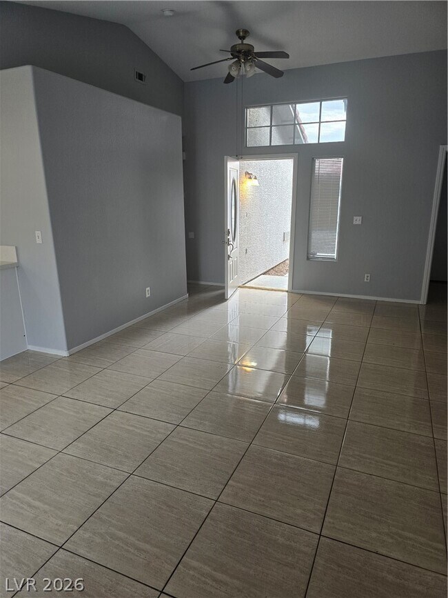 Building Photo - 5843 Berry Hill Ln