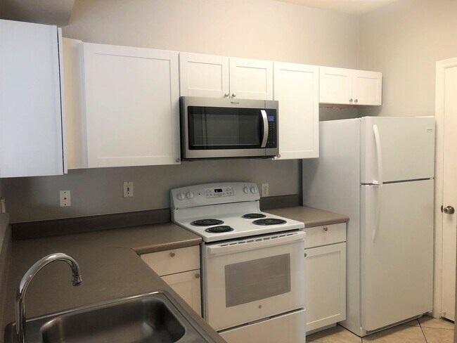 Building Photo - 5550 Pga Blvd