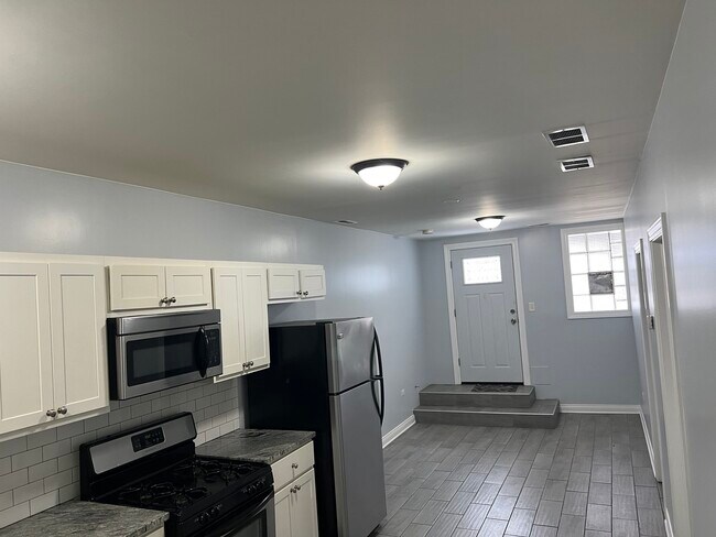Foto del edificio - 8357 S Kerfoot Ave