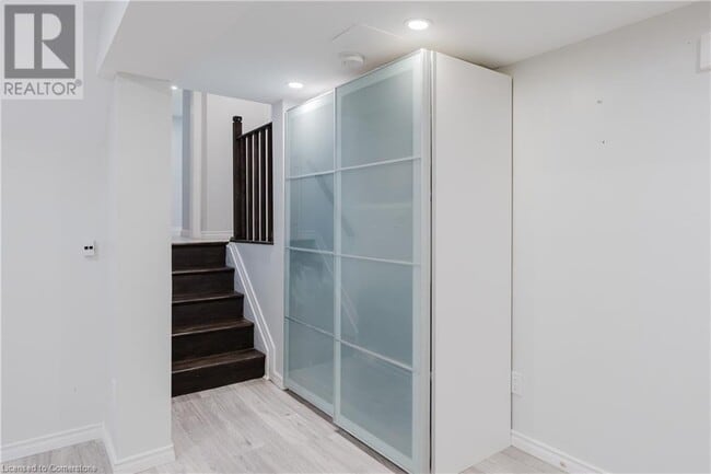 Photo du bâtiment - 2127 Parkway Dr