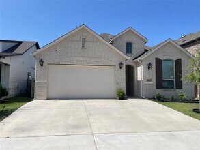 Building Photo - 117 Stone Fork Ln