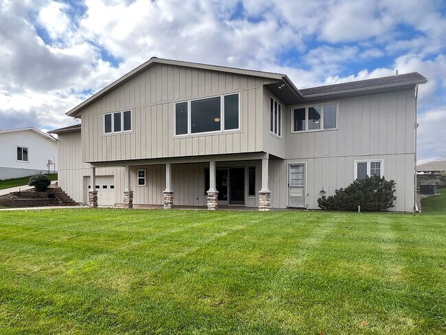 Foto del edificio - 6724 Rushmore Ct