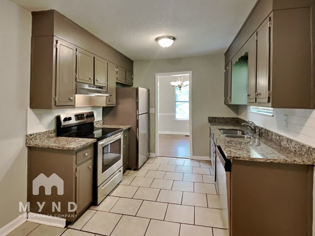 Building Photo - 3125 Cobblestone Dr