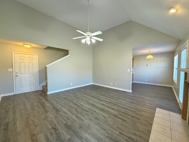 Foto del edificio - 265 Senator Dr