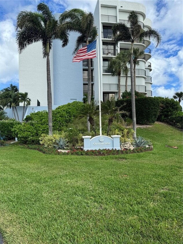 Primary Photo - 1300 Florida A1A