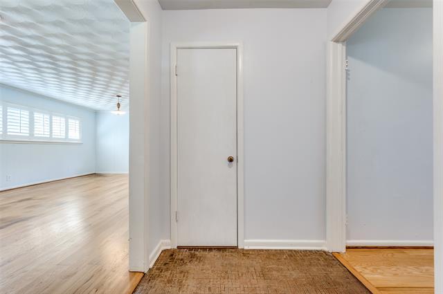 Foto del edificio - 659 Bizerte Ave