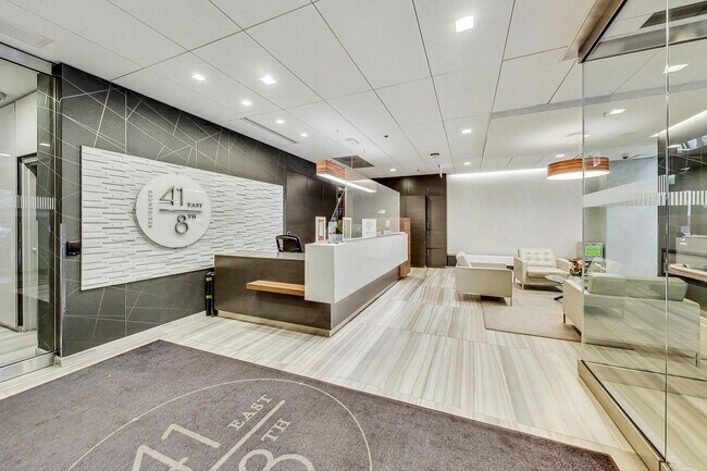Foto del edificio - 41 E 8th St