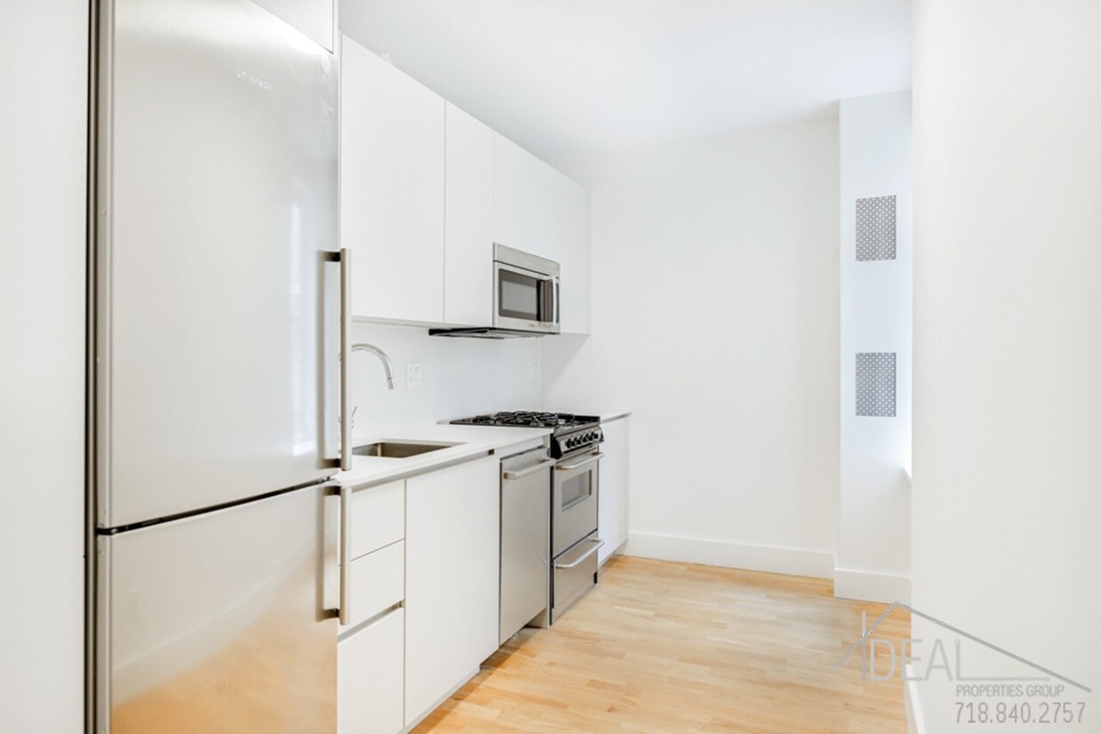 Foto del edificio - 800 St Marks Ave