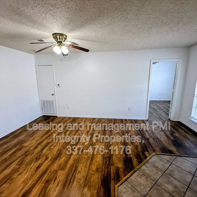 Building Photo - 7324 Menlo Dr