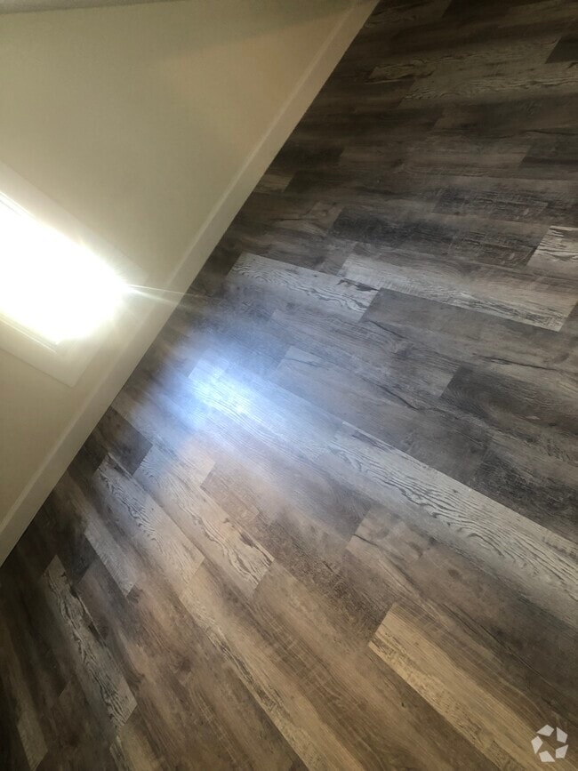 1 BEDROOM APARTMENT FOR RENT IN MARINE PARK BROOKLYN NY visual data 5