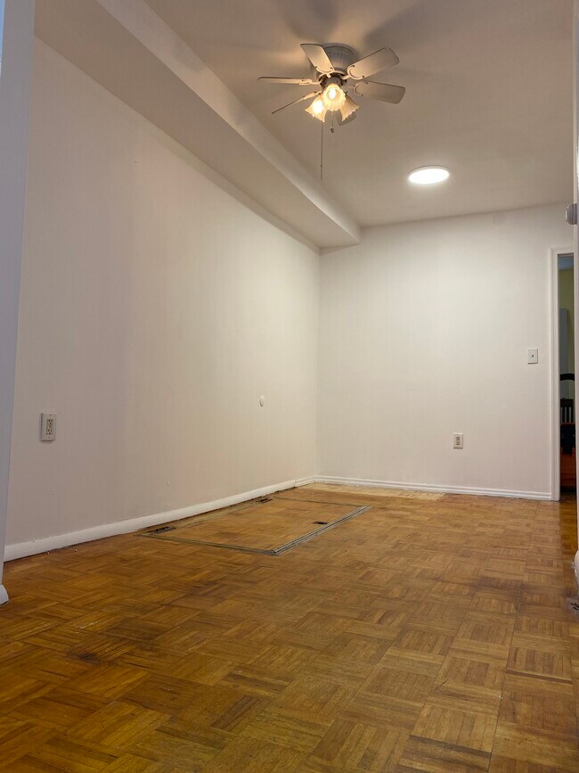 Living Room 2 - 1139 S Clifton St
