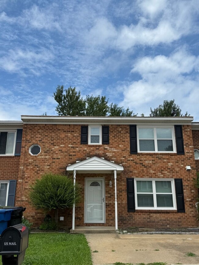 Building Photo - 4734 Donelson Rd