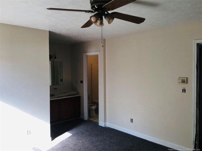 Foto del edificio - 9301 Oak Meadow Ct