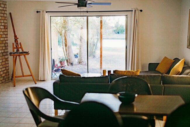 Concepto abierto - 714 Continental Dr