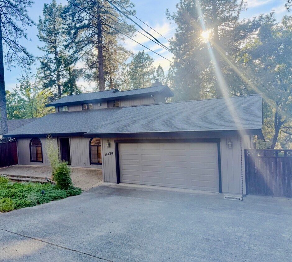 Foto principal - 11438 Timothy Way