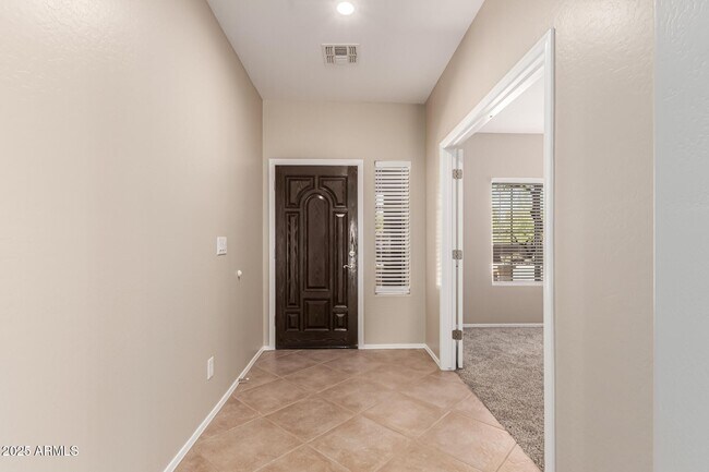 Foto del edificio - 1744 W Turtle Hill Dr