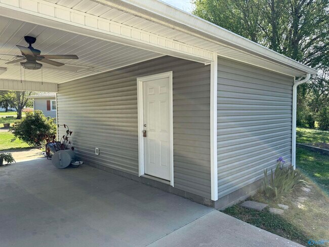 Foto del edificio - 30222 Fort Hampton St