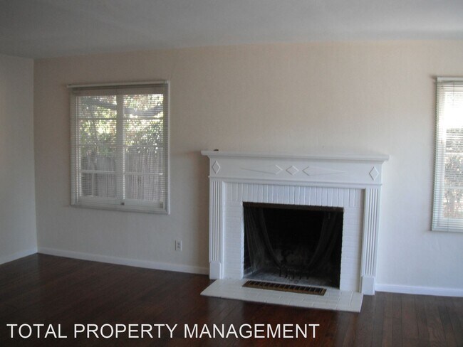 Foto del edificio - 4 br, 2.5 bath House - 1125  WINDSOR WAY
