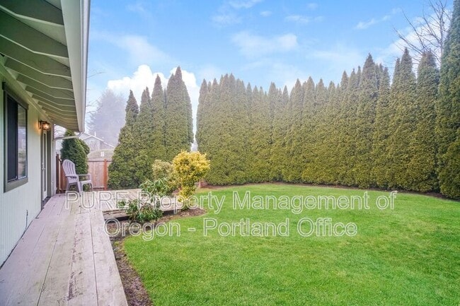 Building Photo - 10449 SW Keri Ct