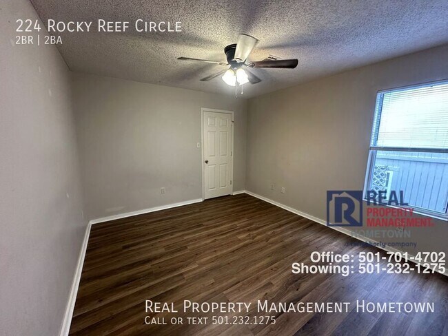 Foto del edificio - 224 Rocky Reef Cir