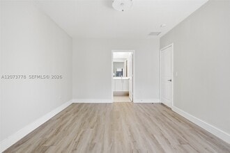 Building Photo - 4426 NW 83rd Pkwy