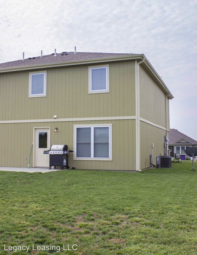 Building Photo - 4 br, 2.5 bath House - 221 Kelly Lane