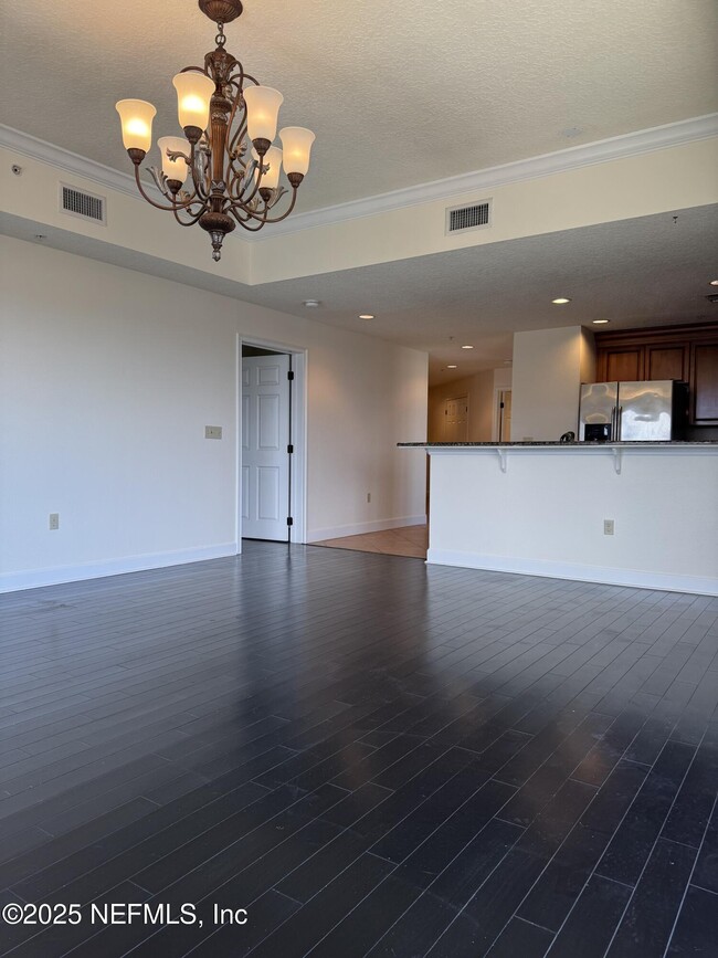 Foto del edificio - 1478 Riverplace Blvd