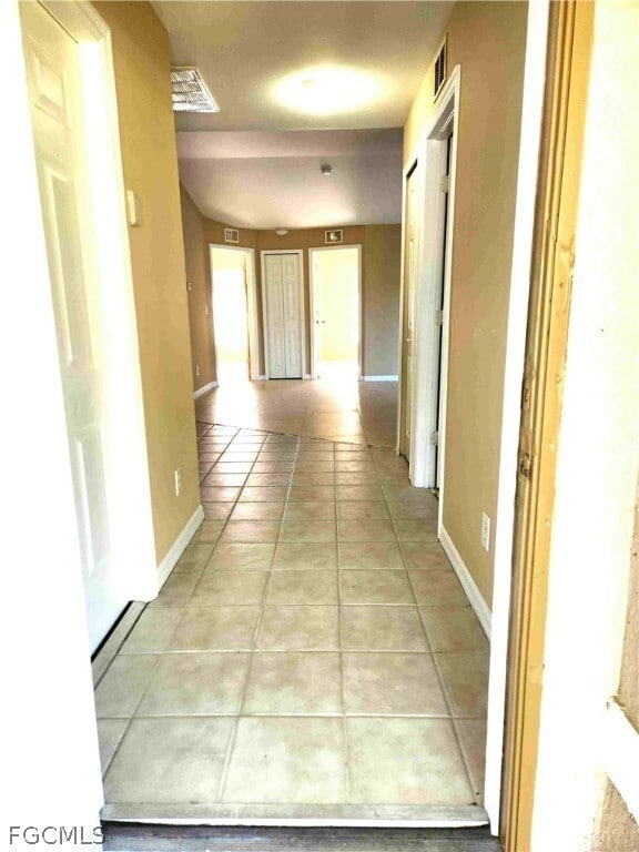 Building Photo - 711 Jack Ave S