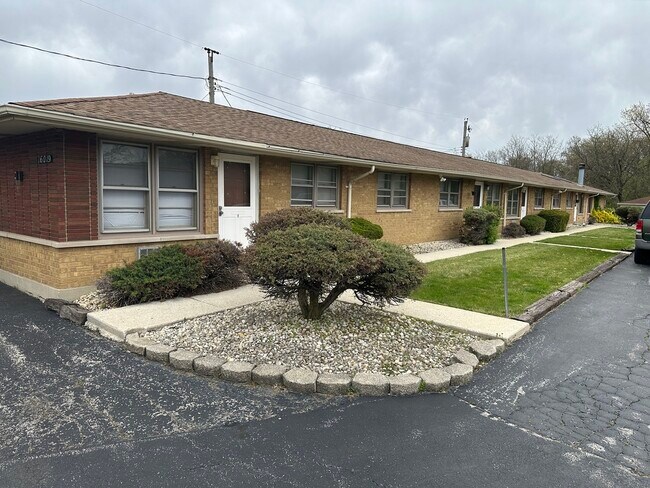 Building Photo - 16019 Laramie Ave