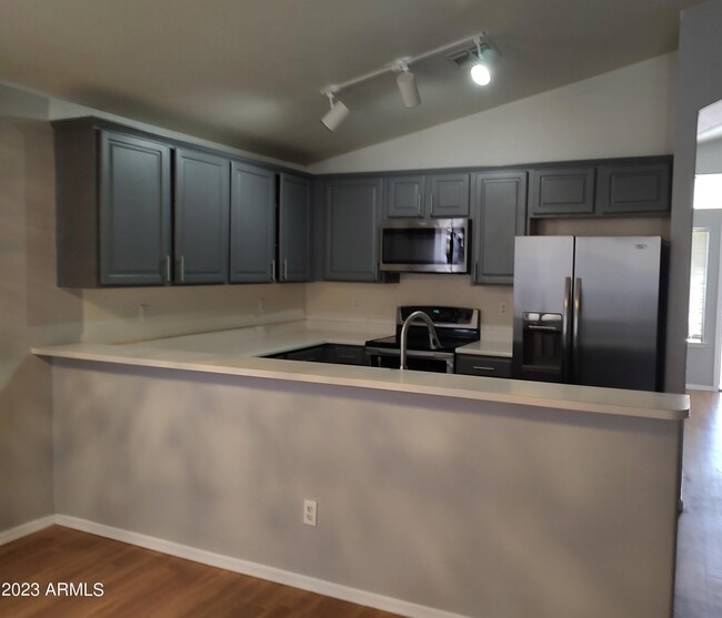 Building Photo - 7810 W Solano Dr N