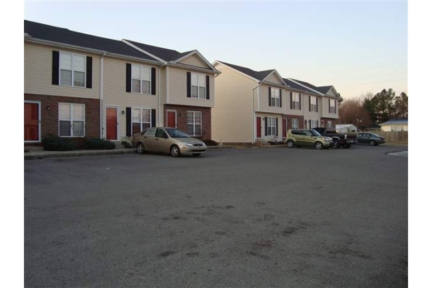 Building Photo - Rosewood Townhomes