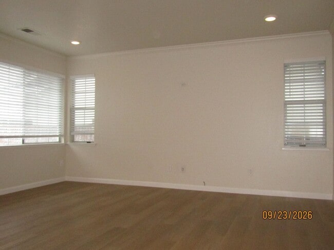 Foto del edificio - 2354 Pinercrest Dr
