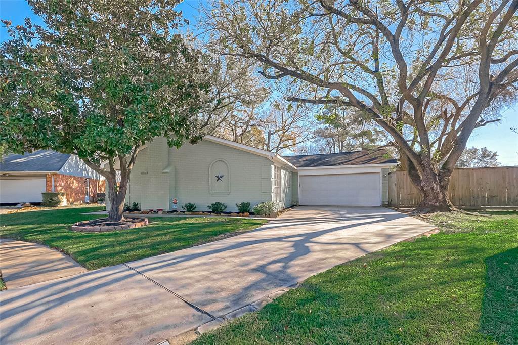 Primary Photo - 7107 Sandy Knolls Dr