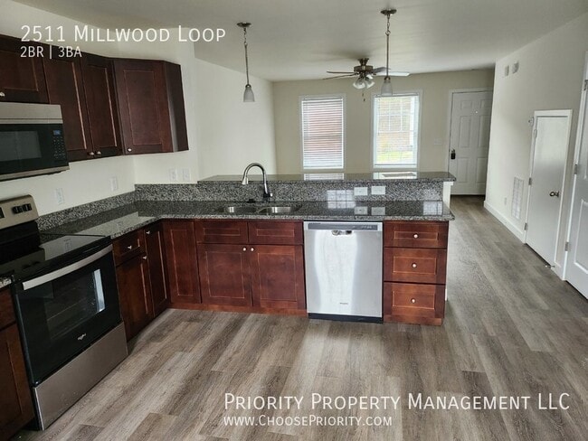 Building Photo - 2BR 2.5BA Townhome, Harrisonburg