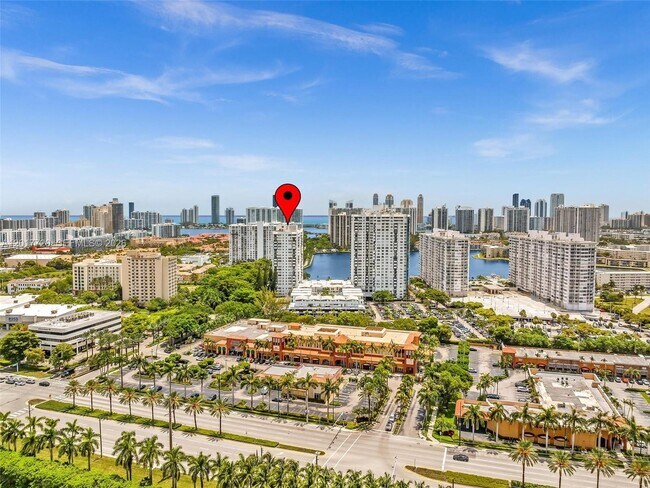 Foto del edificio - 2780 NE 183rd St