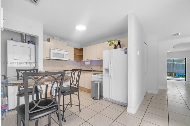 Foto del edificio - 11630 SW 2nd St