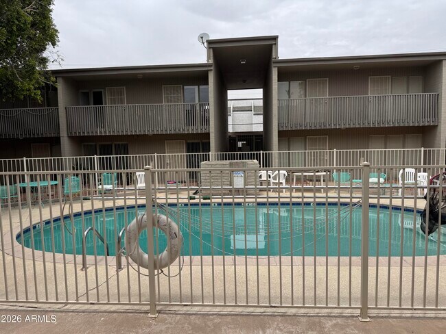 Foto del edificio - 1816 W Tuckey Ln