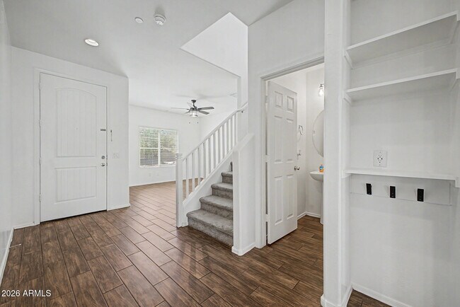 Foto del edificio - 2394 N 212th Dr