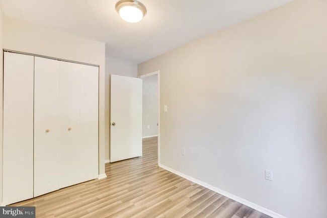 Building Photo - 5200 Crossfield Ct