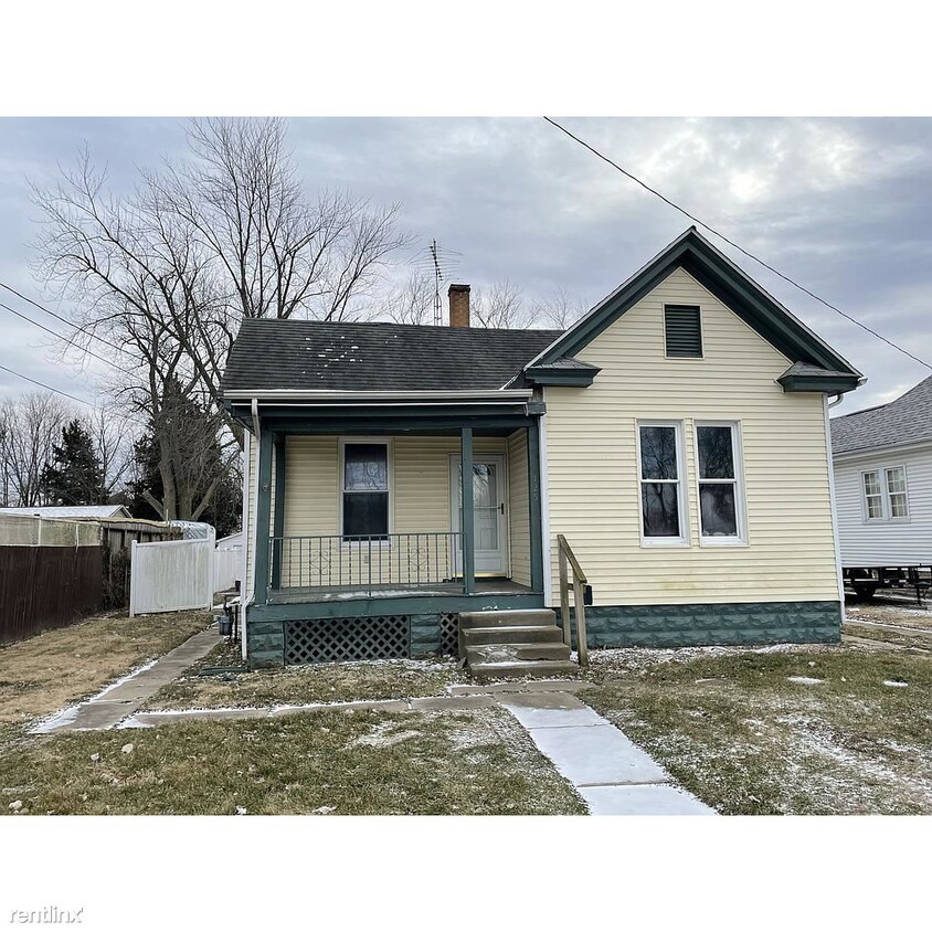 Primary Photo - 3 br, 1 bath House - 125 West Washington S...