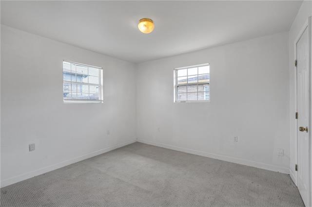 Foto del edificio - 4831 Lynhuber Dr