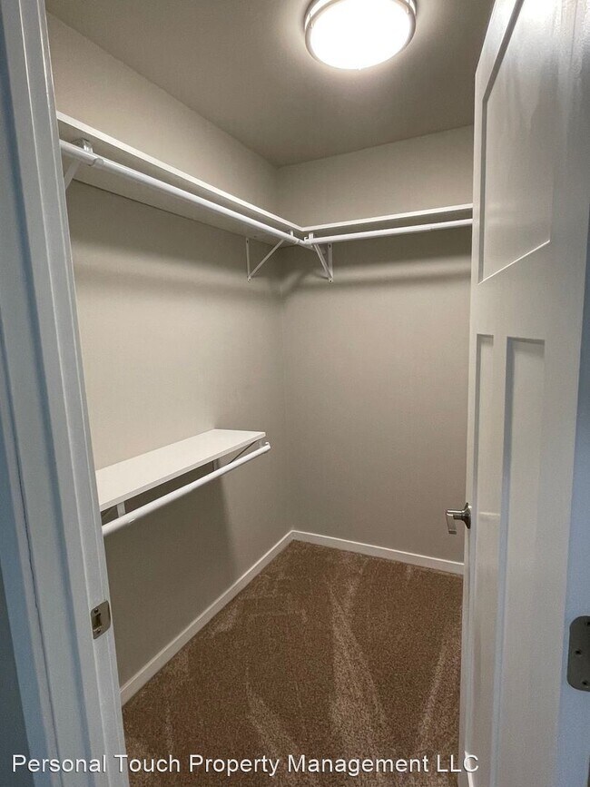 Foto del edificio - 5 br, 3 bath House - 3593 50th St S