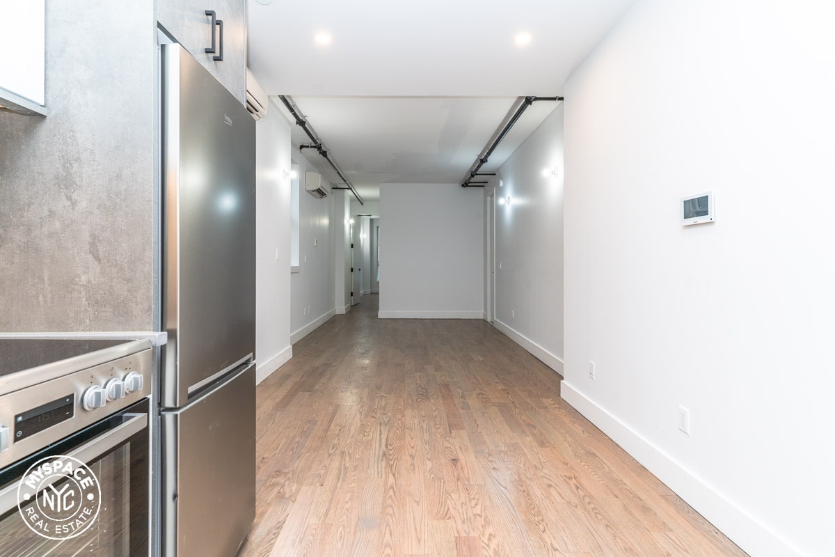 1365 Nostrand Ave. Unit 6B, Brooklyn, NY 11226 Room for Rent in