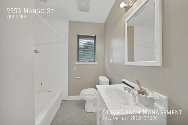 Foto del edificio - 9953 Mango St