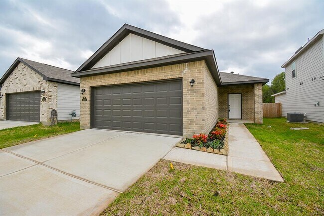 Building Photo - 16500 Moss Ln