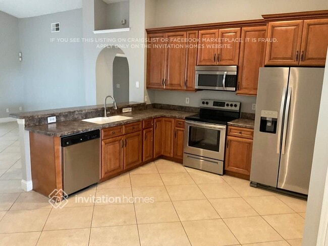 Foto del edificio - 11875 Hatcher Cir